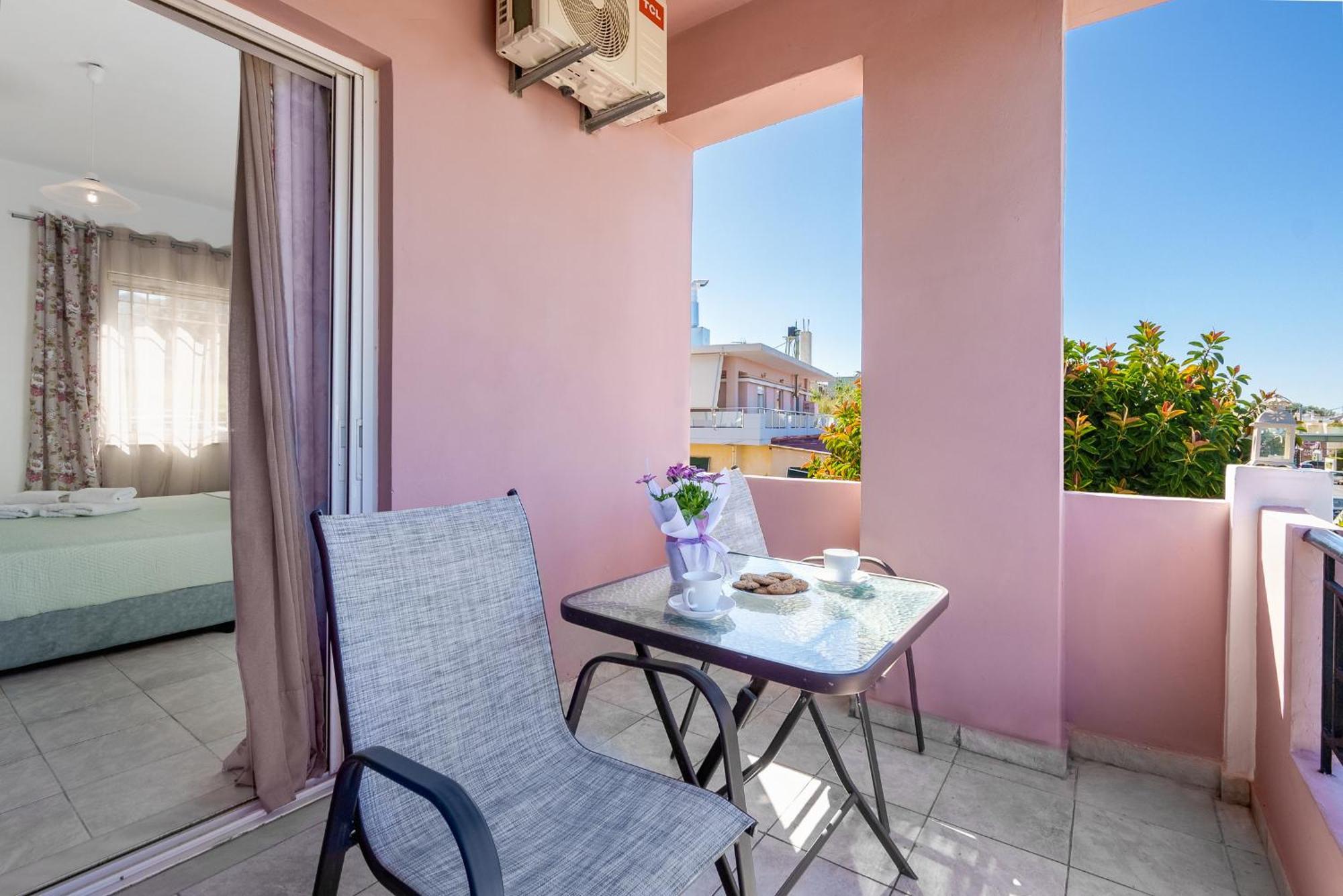 Nikos Apartments Agia Marina Buitenkant foto