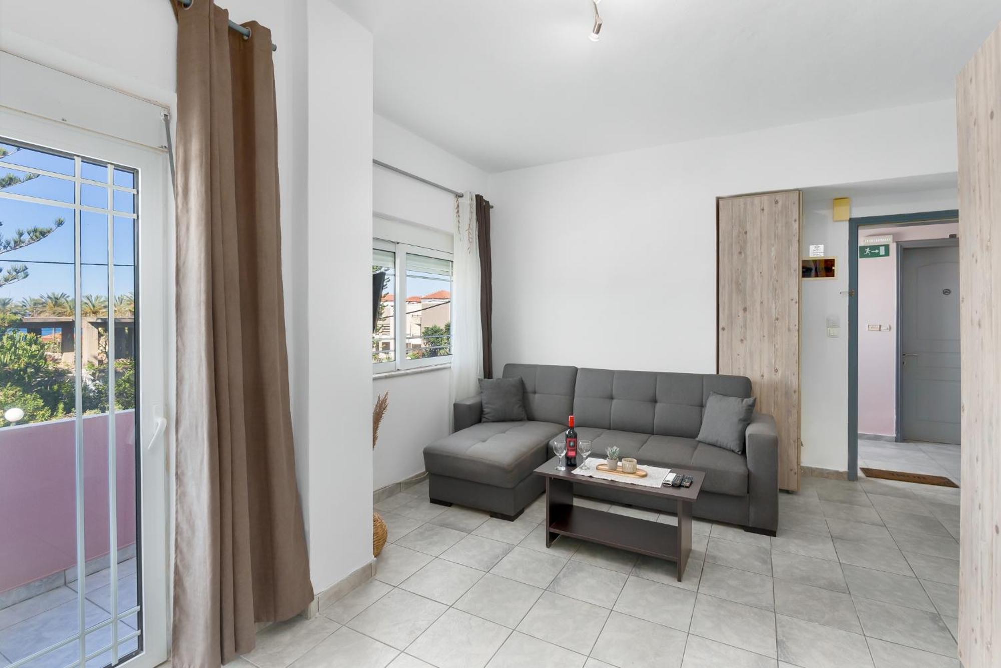 Nikos Apartments Agia Marina Buitenkant foto
